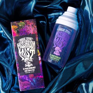 Alternative view of Glow Trip & Bold Lips Bundle